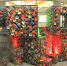 一万多只废气罐制成艺术品 西安市民驻足围观 - 华商网