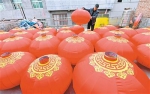 西安三兆灯笼村生意红火 传统手艺人越来越少 - 华商网