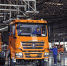 德龙M3000重型卡车在陕汽重卡总装配线下线 - 人民政府