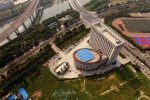 郑州一建筑酷似马桶 "坐便位水箱"一应俱全 - 西安网
