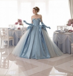 日品牌与迪士尼合作推婚纱 新娘秒变迪士尼公主 - 西安网