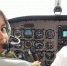 英7岁男童掌舵飞机 成最年轻飞行学员 - 西安网