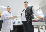 医生实施手术 西安215公斤小伙3个月减肥40多公斤 - 西安网