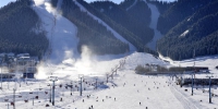 乌鲁木齐迎来滑雪季（组图） - 西安网