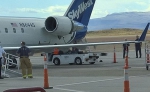 美国一客机飞行途中发动机盖坠落 乘客安全返航 - 西安网
