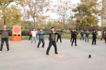 咸阳市农机管理中心组织学习健身八段锦 - 农业机械化信息