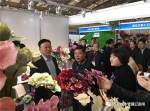 西安举办全国工艺品仿真花卉展 - 西安网