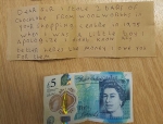英幼童偷走两块巧克力 45年后写道歉信并还钱 - 西安网