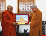 缅甸蒂达固大学校长阿欣·辇尼萨拉长老一行拜访省佛协、参访大慈恩寺 - 佛教在线