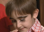 逆天了！俄罗斯11岁男孩睫毛长达4.3厘米 - 西安网