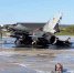 比利时一架F-16在基地爆炸：被烧成废铁 2人受伤 - 西安网