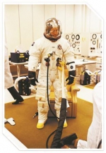 阿波罗15号飞船宇航员揭秘：降落月球时曾出现失误 - 西安网