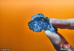 专家研究陨石降落形成的“太空”钻石：不具珠宝价值 - 西安网