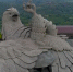 印山顶61米巨鹰雕塑讲述巨鹰搭救女神折翼故事 - 西安网