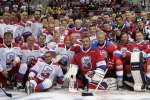 俄总统普京参加冰球赛对战政商界精英 - 西安网