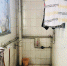 60岁房东在浴室装摄像头:历经三任女租客 - 西安网