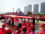 7米巨型蛋糕为祖国庆生！烟台唱响“歌唱祖国”为新中国成立70周年献礼 - 西安网