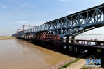（经济）（5）郑济铁路郑州黄河特大桥主桥合龙 - 西安网