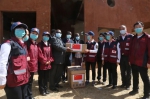 【你有多美】中国抗疫专家组为津巴布韦留下“拯救生命的礼物” - 西安网