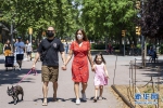 （国际疫情）（1）西班牙加区：公共场所必须佩戴口罩 - 西安网