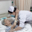 西安： 暖心护士每天给患病老人一个拥抱 - 西安网