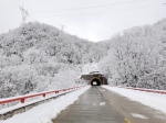 省道国道多路段积雪  210国道长安山区段和108国道进山口实行交通管制禁止通行 - 西安网