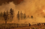 美国加利福尼亚州多伊尔市爆发山火 - 西安网