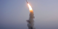 朝鲜成功试射一枚新研发的防空导弹 - 西安网