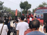 国庆第二天西安白鹿仓游客量火爆 门口道路在电子地图上“飘红” - 西安网