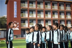 莲湖区沣惠路小学成功举行“沣”体魄•“惠”运动一年级队列队形比赛 - 西安网