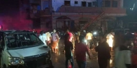 也门临时首都亚丁发生爆炸 已致5人死亡30人受伤 - 西安网