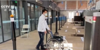 一起向未来 | 轮椅上体验北京冬残奥村无障碍设施 - 西安网