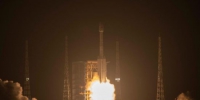 9月13日21时18分，中国在文昌航天发射场使用长征七号改运载火箭，成功将“中星1E”卫星发射升空。卫星顺利进入预定轨道，发射任务获得圆满成功。该卫星主要用于为用户提供高质量的话音、数据、广播电视传输服务。图为长征七号改运载火箭点火瞬间。 骆云飞 摄 - 陕西新闻