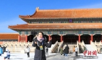 2022年2月14日，中外记者参观故宫开年大展。中新社记者 贾天勇 摄 - 西安网