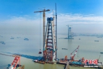 全球最大塔机投入常泰长江大桥建设 - 西安网